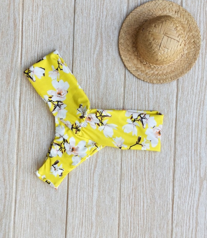 Bottom cintura amarillo flores blancas