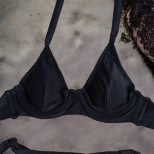 Top de bikini brasileño tipo sostén con fierro inferior Print Ari