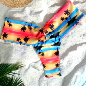 Bottom de bikini Brasileño pretina ancha efecto cintura palmeiras