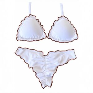 Conjunto de bikini Brasileño top triángulo + bottom culote push up blanco borde chocolate Kai maia